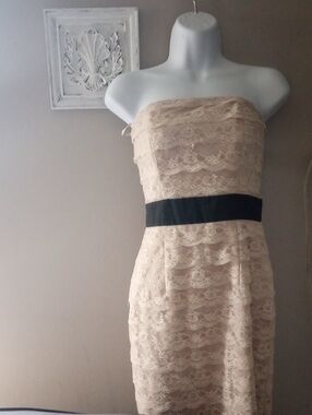 H&M Strapless Beige Lace Dress with Black Waistband